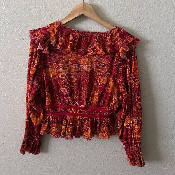 Free People Red Floral Rudi Boho Peasant Ruffle Blouse Size S NWT Cropped Cardi - Picture 3 of 4